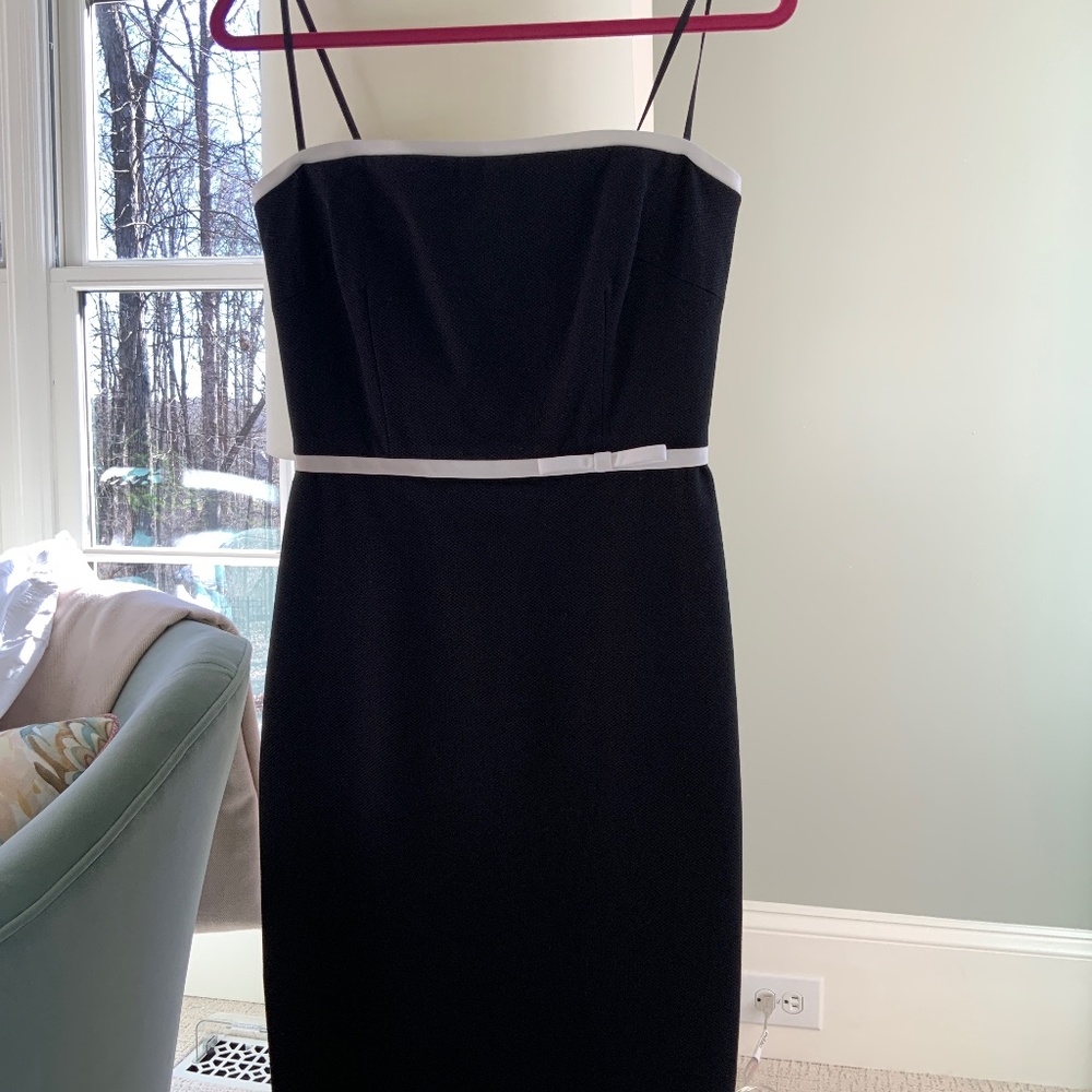 Laundry by Shelli Segal dress